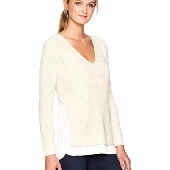 French Connection Sweaters - French Connection Taurus Knit Sweater NWOT
